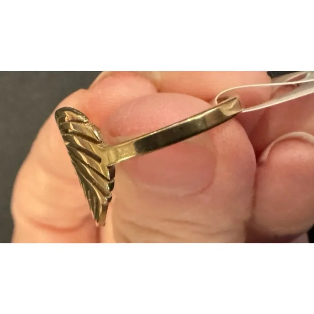 Acero Stainless Steel Goldtone Heart Ring Women's 18 US 8 NEW Valentine's